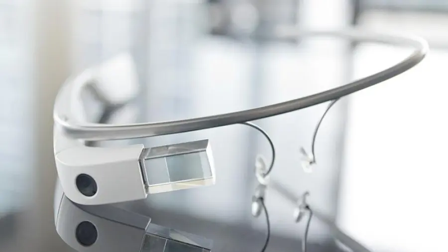 Un giallo la riedizione dei Google Glass